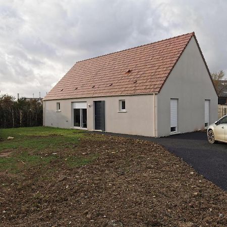 Villa 5 Chambres - 3 Salles De Bain Etampes-sur-Marne Kültér fotó