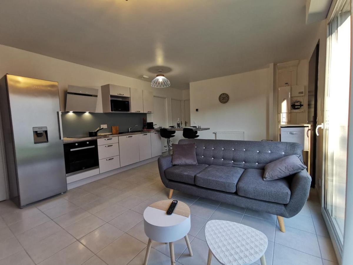 Villa 5 Chambres - 3 Salles De Bain Etampes-sur-Marne Kültér fotó